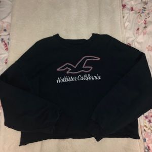 Hollister cropped crew neck